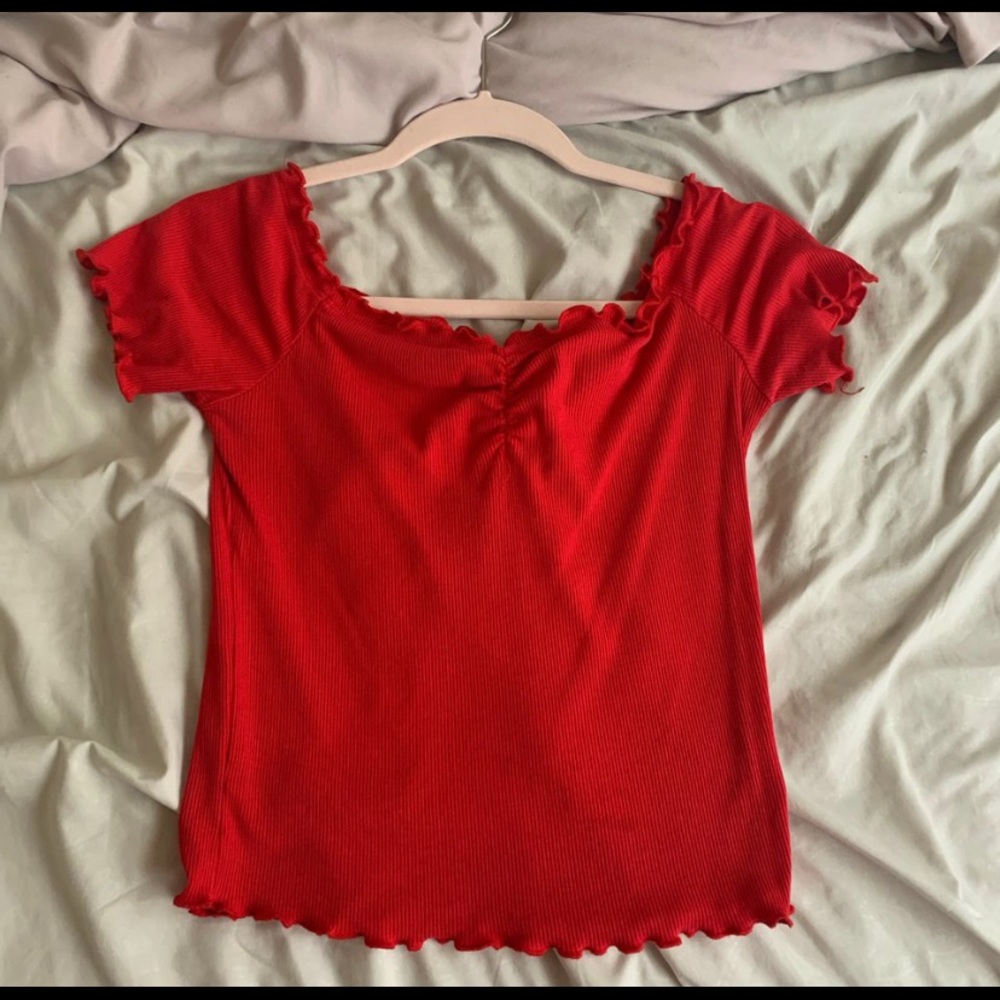 cute red top off the shoulder !